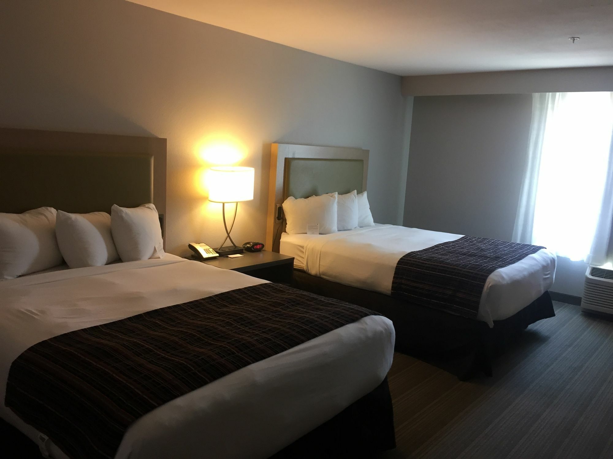 Country Inn & Suites By Radisson, Springfield Southeast Екстериор снимка
